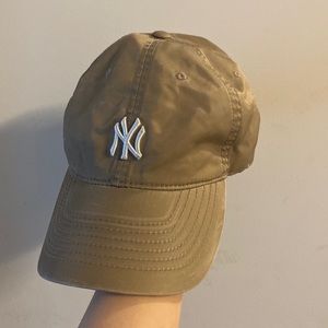 MLB hats